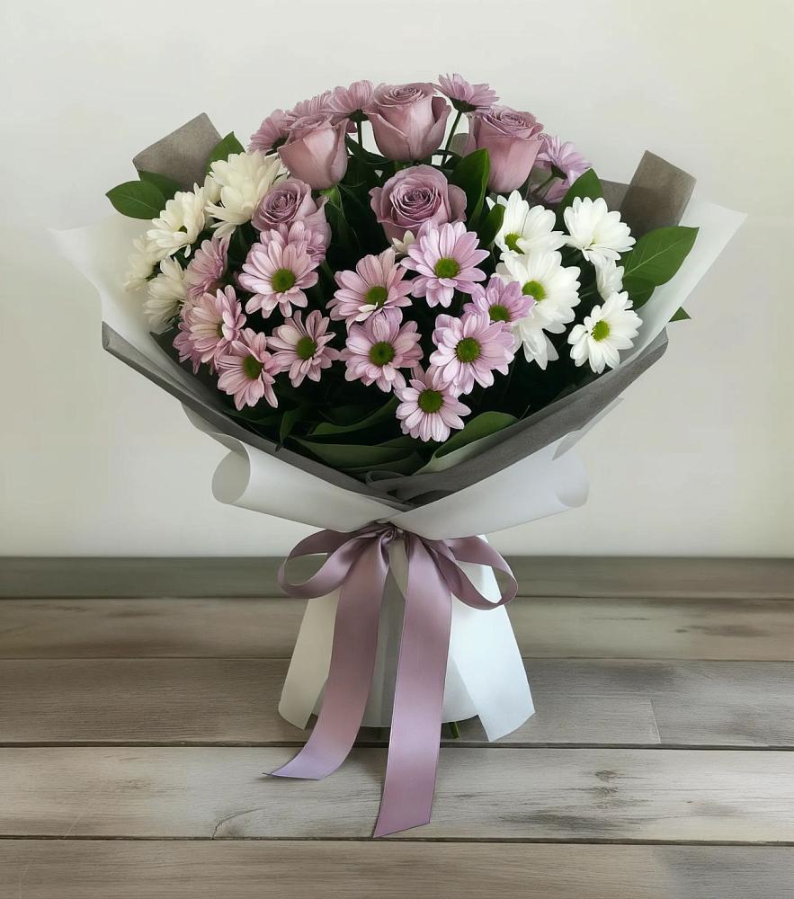 Букет цветов из: Хризантемы и Розы в Бутиково