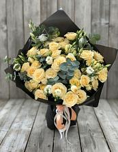 Букет цветов из:  Розы и Лизиантусы в Бутиково