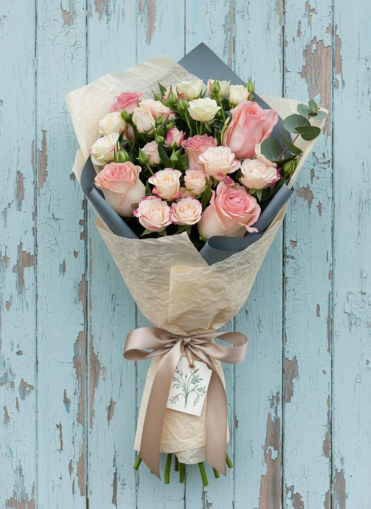 Букет цветов из: Розы в Бутиково