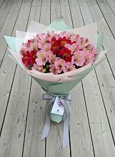 Букет цветов из:  Альстромерии #REPLACE_PRED# Бутиково