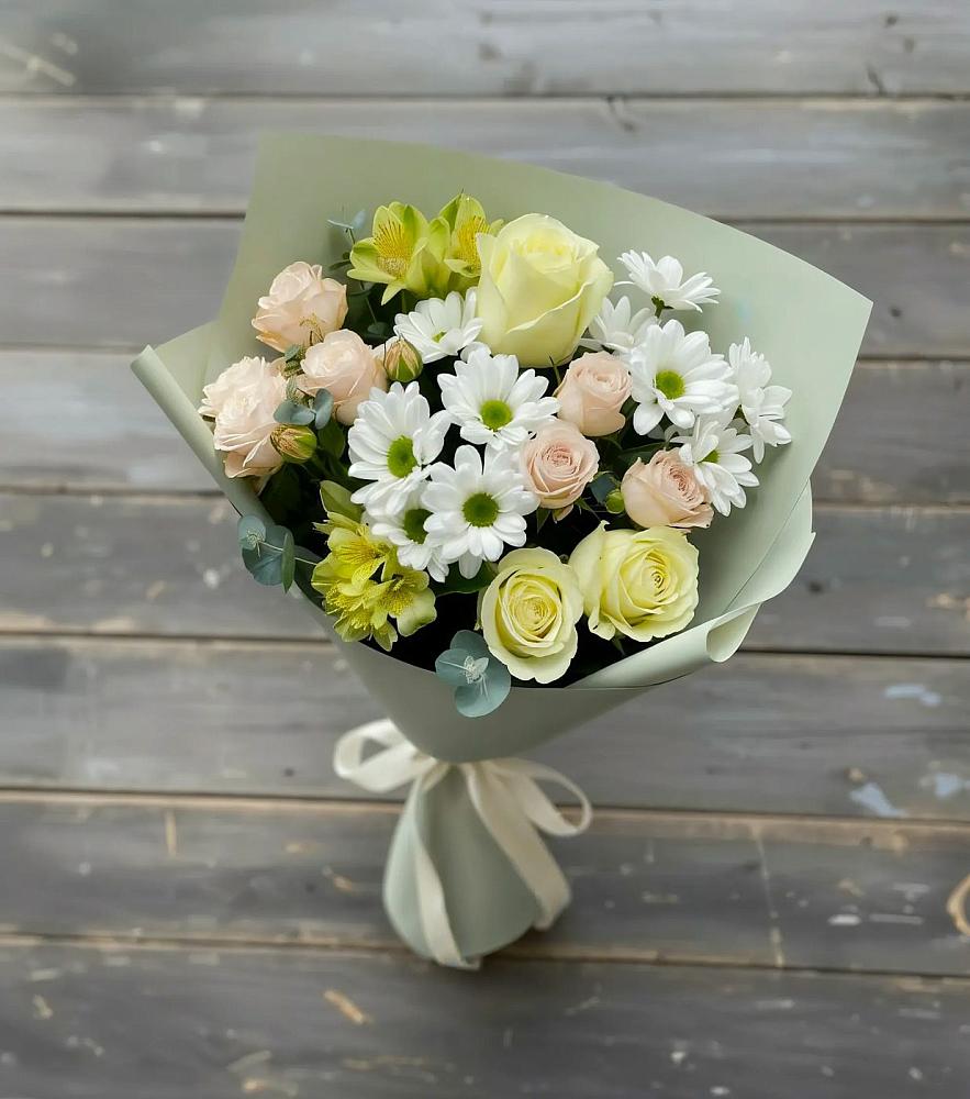 Букет цветов из: Альстромерии, Розы и Хризантемы в Бутиково