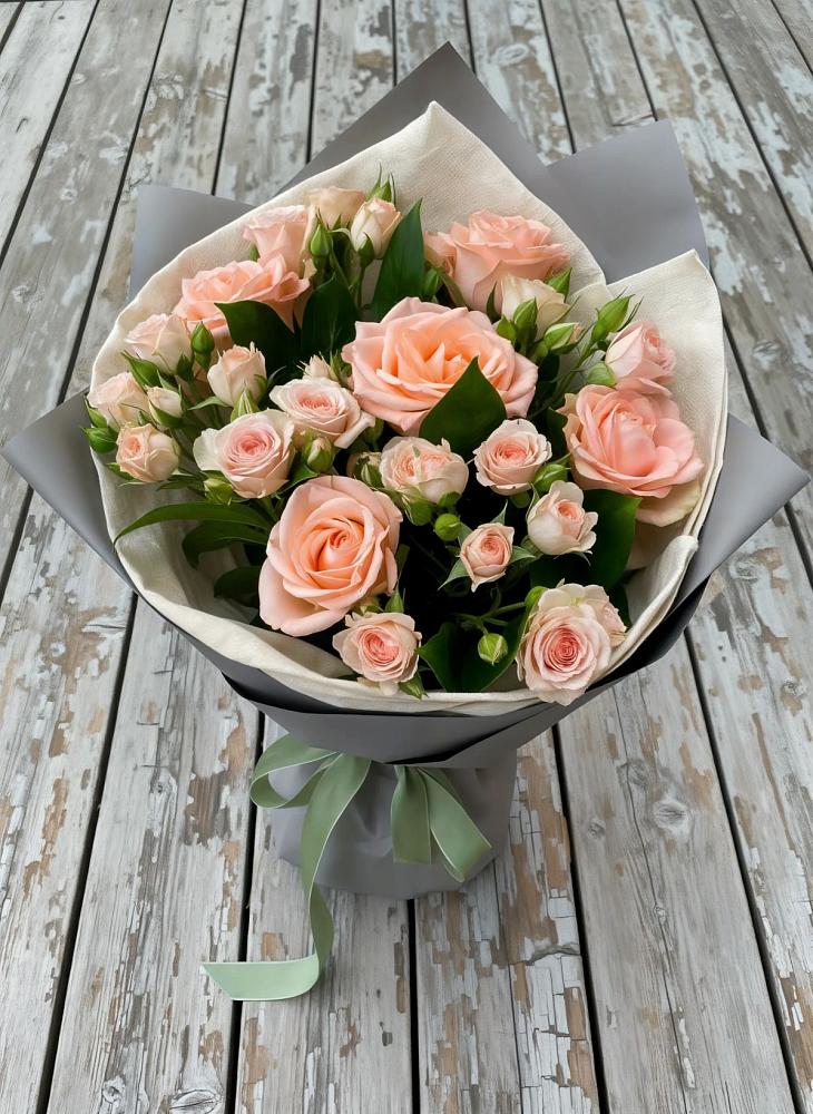 Букет цветов из: Розы в Бутиково