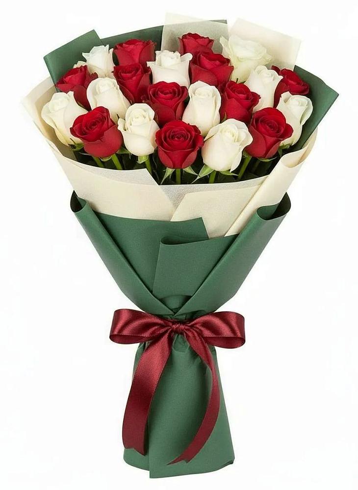 Букет Микс из красных и белых роз в Бутиково