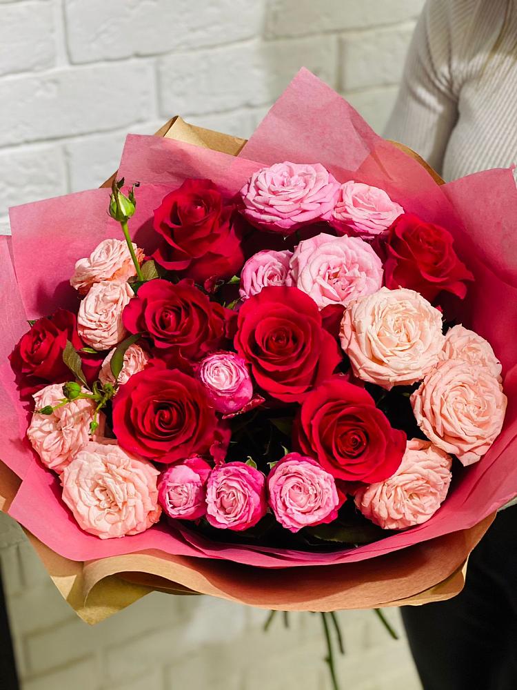 Букет цветов из: Розы в Бутиково