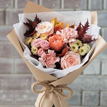Букет цветов из:  Гвоздики, Хризантемы и Розы в Бутиково