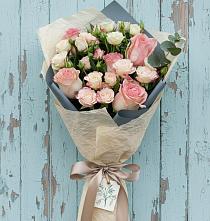 Букет цветов из:  Розы в Бутиково