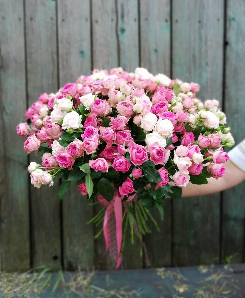 Букет Розовые кустовые розы Натали и Лав Лидия в Бутиково