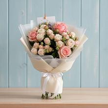 Букет цветов из:  Розы в Бутиково